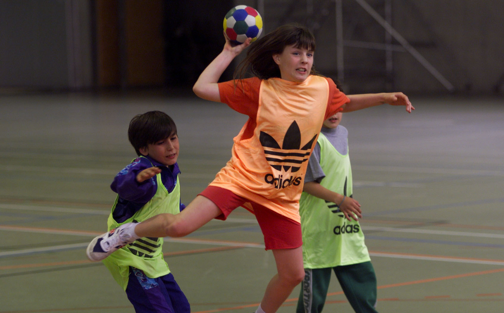 J+S-Kids – Handball: Leçon 1 «Bases 1» » mobilesport.ch